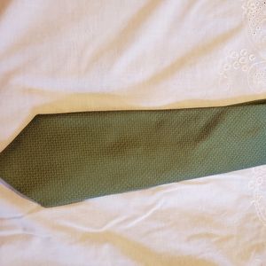 Men's necktie